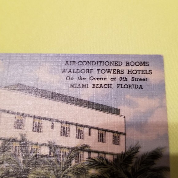 Vintage Postcard Waldorf Towers Miami - Picture 4 of 10